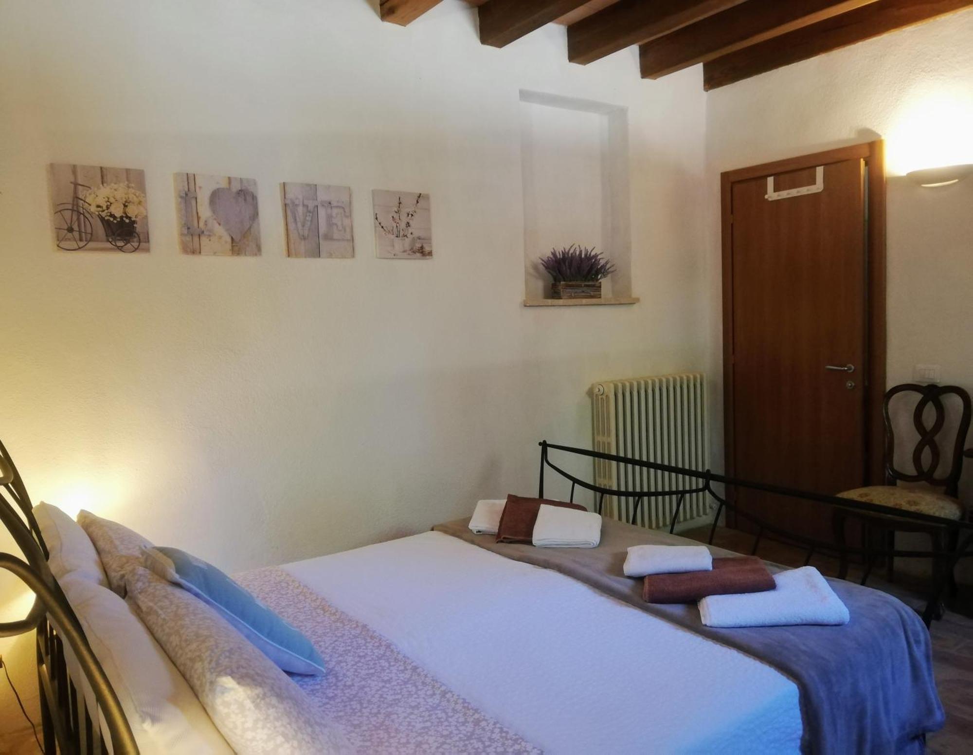 Le Ginestre Apartments Assisi Bilik gambar